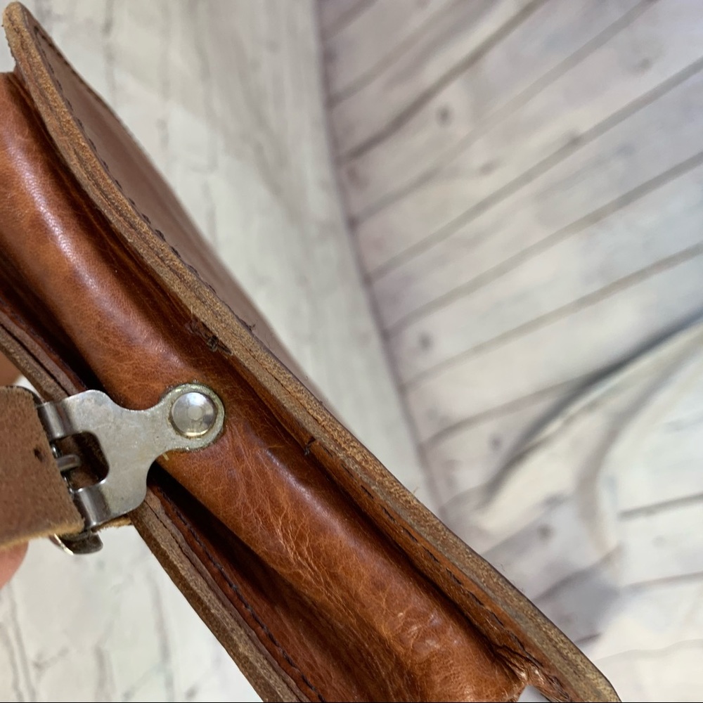 Vintage Brown Boho Leather Crossbody Bag - Picture 8 of 8